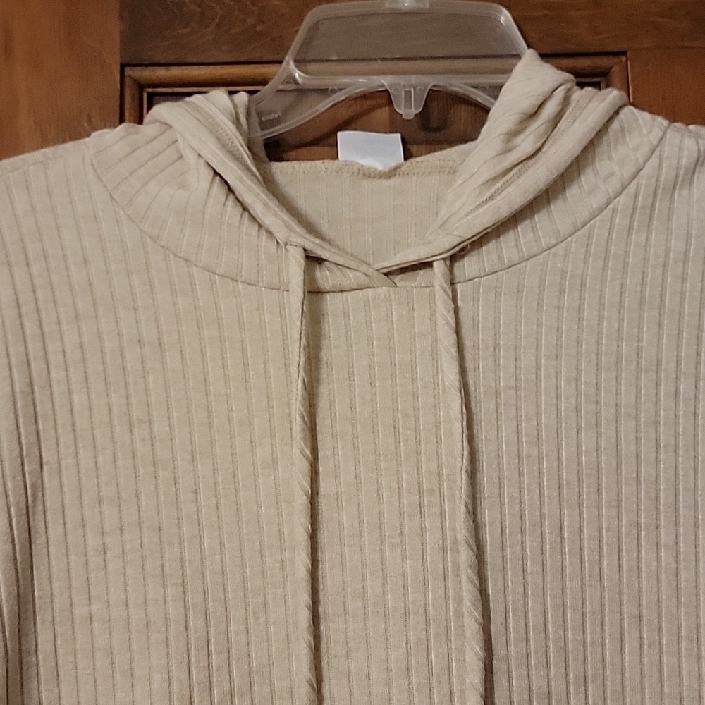 Cream Ribbed Hoodie - Picture 2 of 6